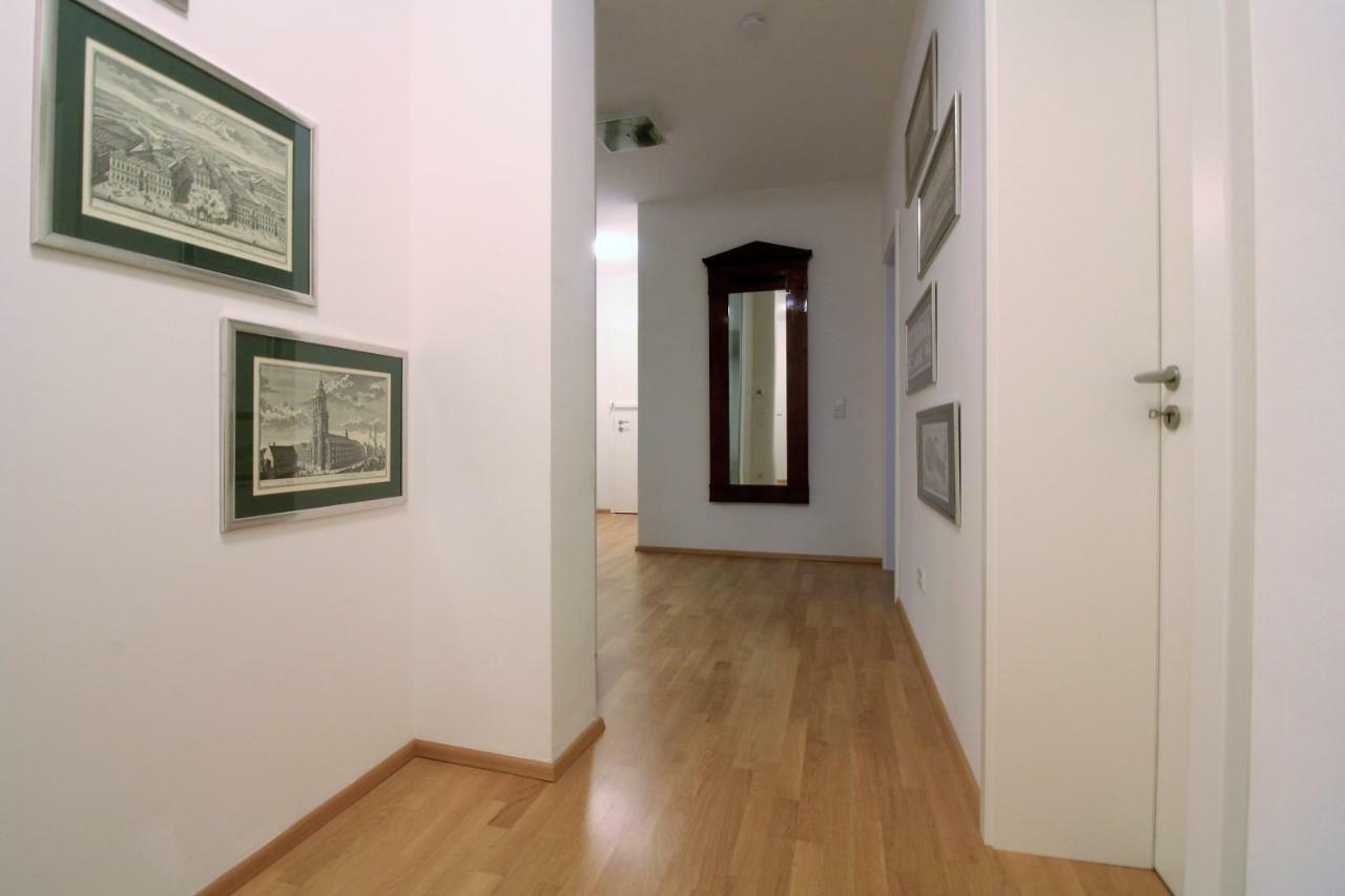 Apartment Luxury - View Of River And Castle Wurzburg